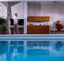 Luxury 4 Bedroom Villa with Infinity Pool, Sauna and Sea Views in Sveti Jakov, near Dubrovnik, Sleeps 8